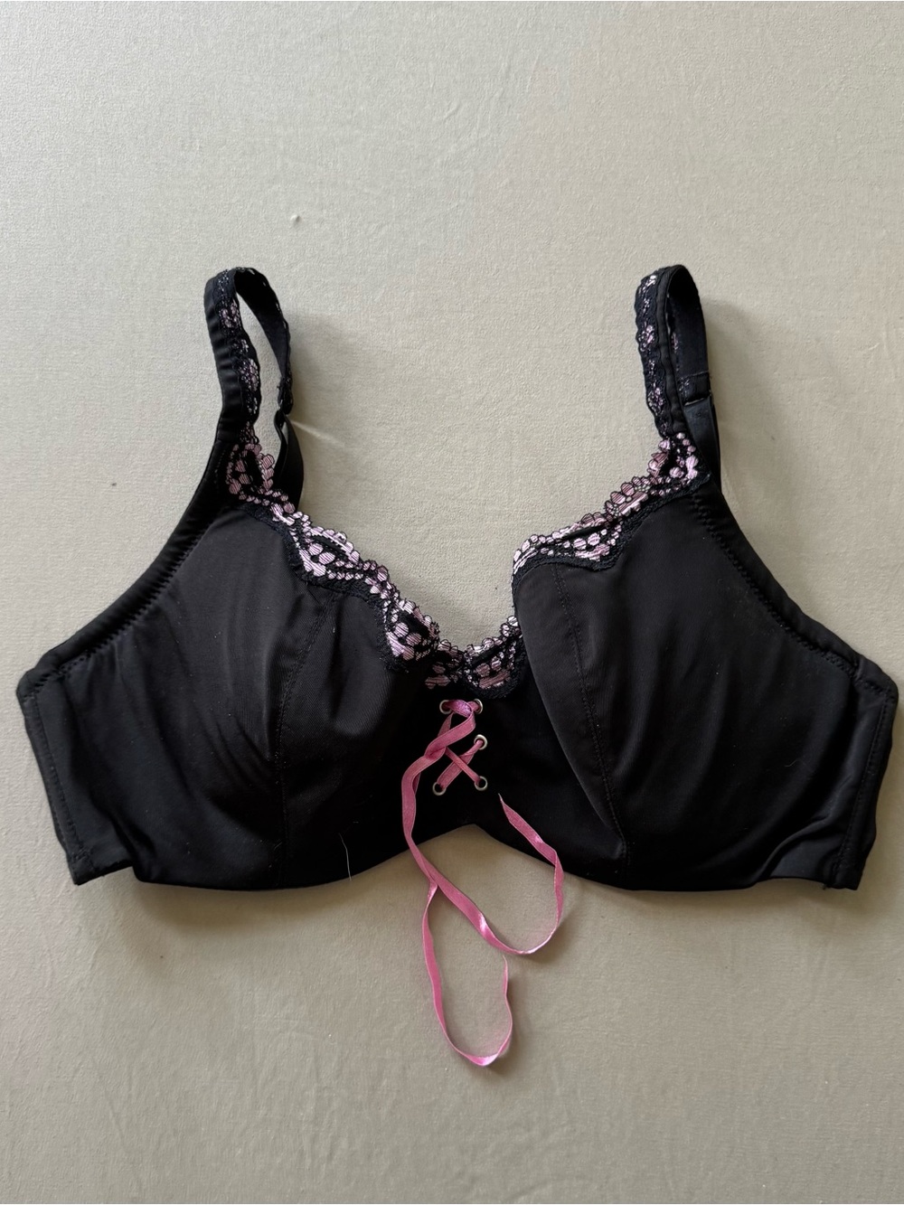 Y2K Era Frederick's of Hollywood Lace Trim lace-up balconette bra
